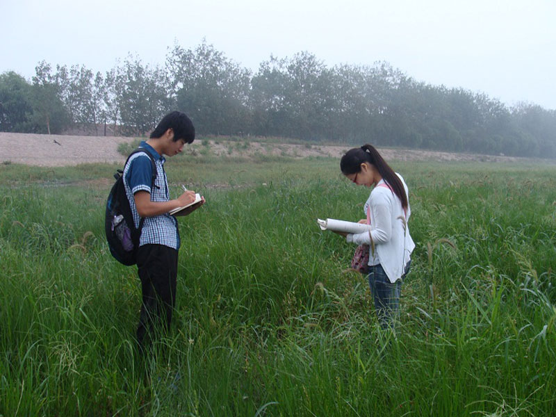 7��14�������u�r(n��ng)�I(y��)��W(xu��)������B(t��i)����(m��ng)֮�(du��)����(l��i)�����u�а�ɳ�ӝ�أ��ۖ|�Σ���(du��)ֲ��N����w���M(j��n)�ЬF(xi��n)��(ch��ng)�о���