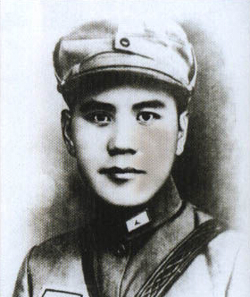 �����壨1902.7.4��1938.4.22������������Ӣ�ۡ���ܰɽ���|����������������܊�܊�T����2܊6�����L�������܏��W(xu��)����Ҋ��ί�΅��c��������׃��׽�Y�Є�(d��ng)��1938������������S�Rռɽ�ڃ�(n��i)�ɹŰ��^�й�ꖿh�t�͗U�Ӵ��c��܊�^��Ѫ��(zh��n)��4��22���������岻�������������܊�����׼�(j��)���������������������������e����׷�����(hu��)��1961�꣬���ʡ��������׷�J(r��n)������������ʿ��2014��9������(j��ng)�h���롢����(w��)Ժ����(zh��n)�������屻����������������300����������Ӣ�Һ�Ӣ��Ⱥ�w�����