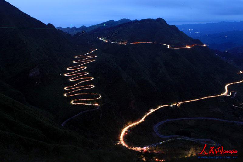 ��¡��24���ա�֮ҹ����ꐁ��֔zӰ��