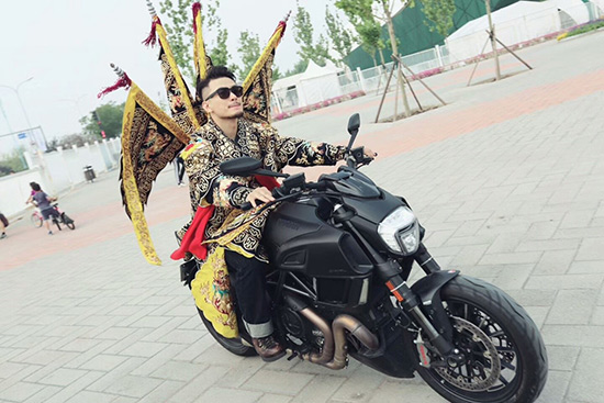 �݆T�T������܇���ų���(ch��ng)��   ���� �z