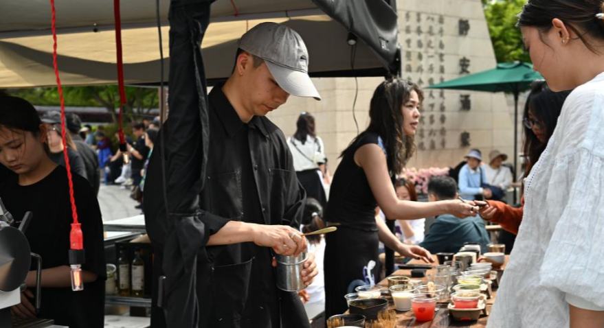 上海：春日靜安 咖啡飄香